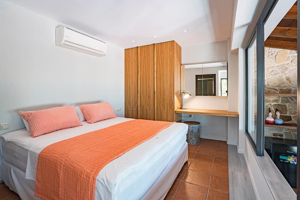 Sea And Sun Metaxy Mas, Brand-New, Beachfront ! Chrissi Akti Chania Exterior foto
