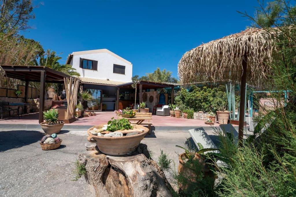 Sea And Sun Metaxy Mas, Brand-New, Beachfront ! Chrissi Akti Chania Exterior foto
