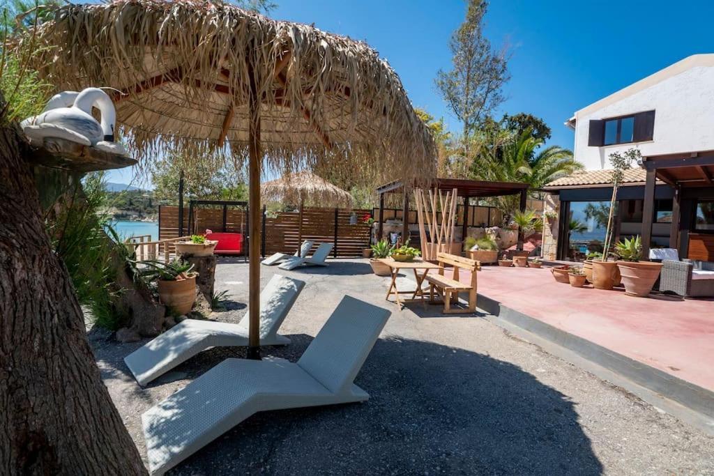 Sea And Sun Metaxy Mas, Brand-New, Beachfront ! Chrissi Akti Chania Exterior foto
